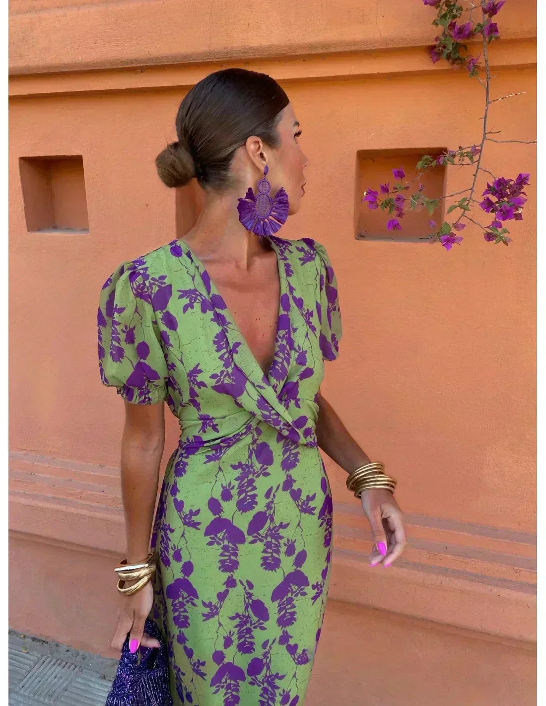 Lucinda - Rochie Florală Plisată Boho cu Decolteu în V