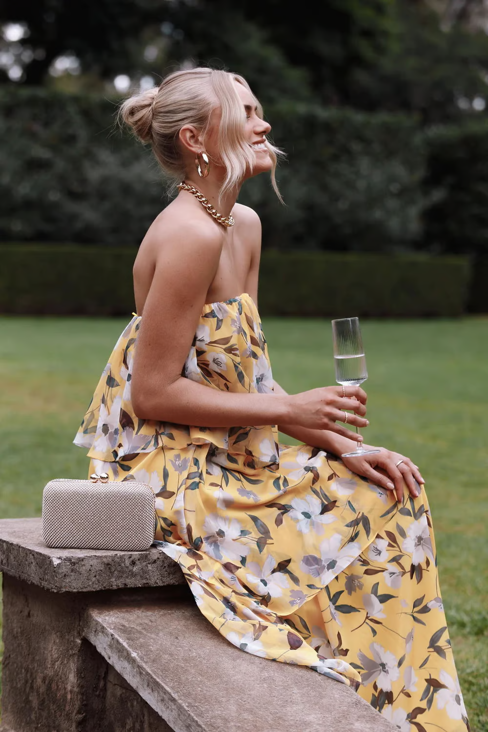 Imara - Rochie fără bretele cu vibrații de vară fără efort