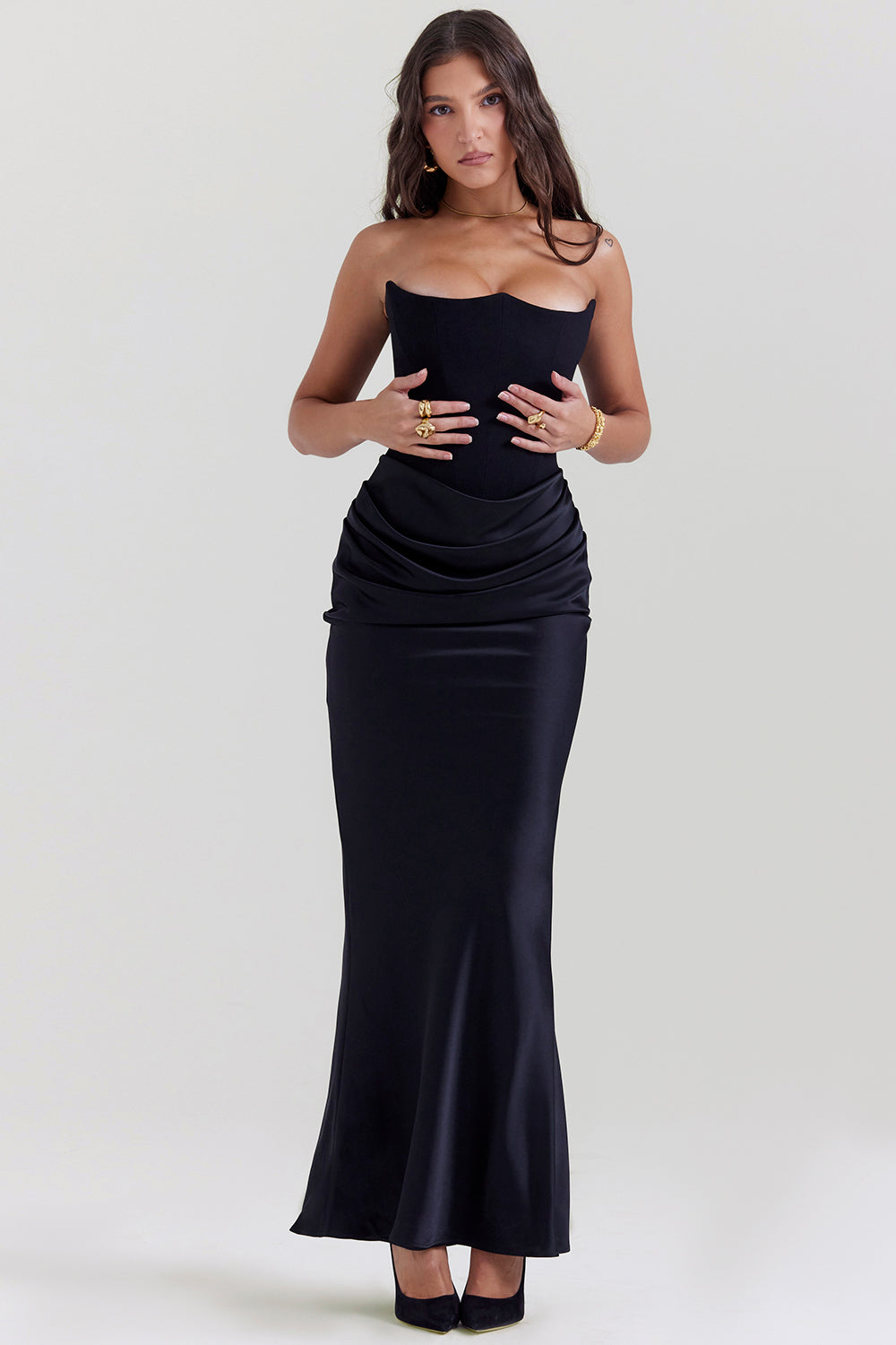 Cassia – Rochie Maxi Elegantă de Damă cu Corset și Satin
