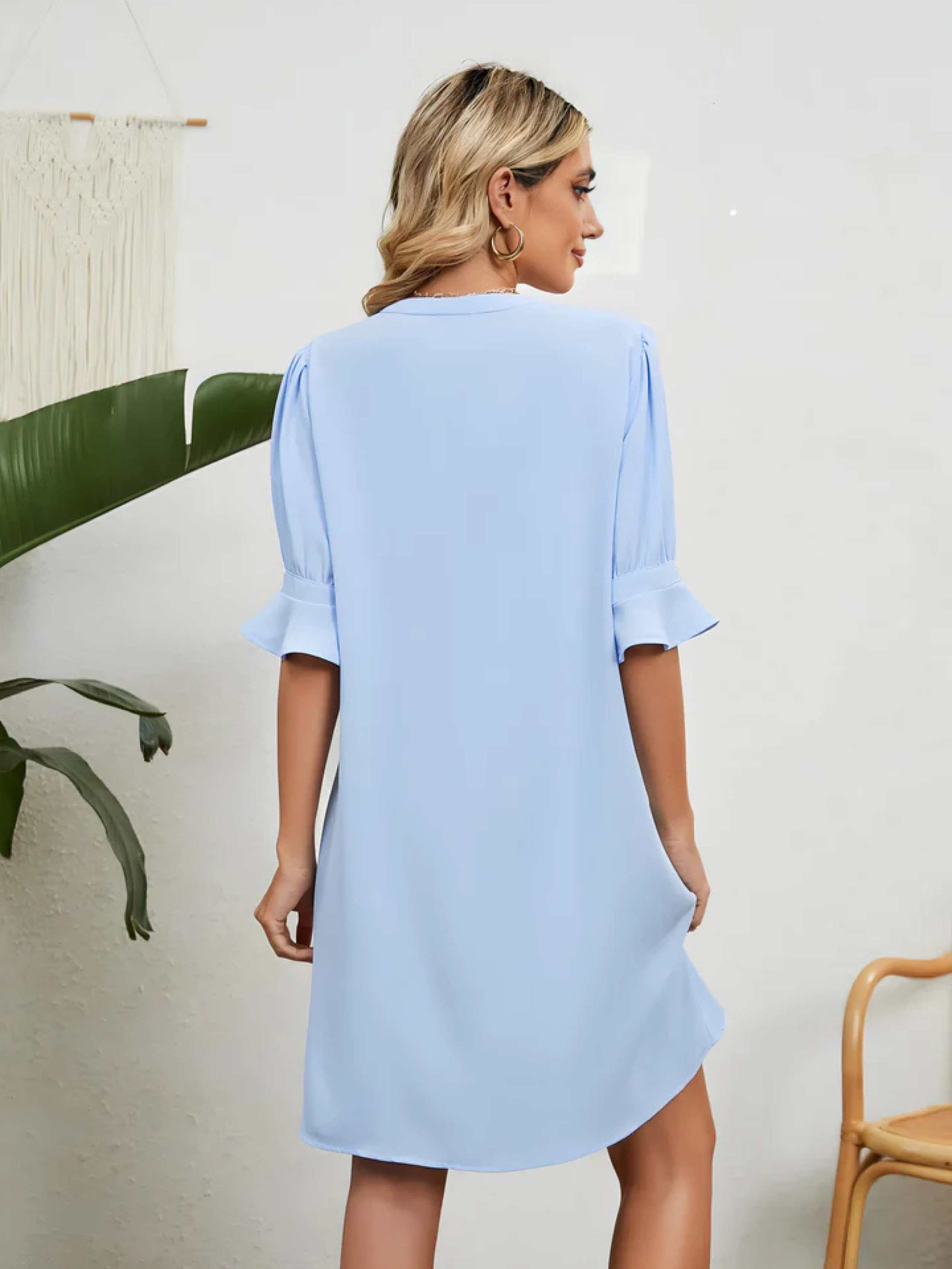Elise - Rochie Solidă Plisată cu Decolteu în V