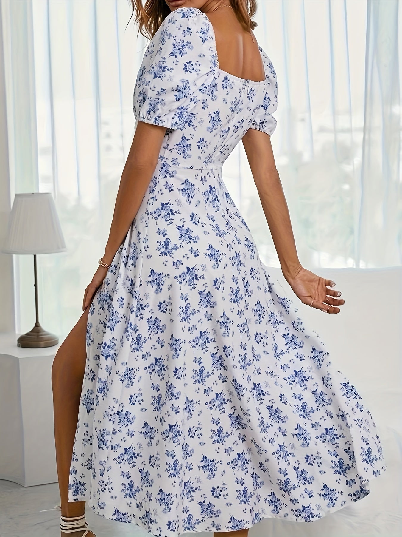 Calyx - Rochie cu imprimeu floral artistic și mâneci bufante