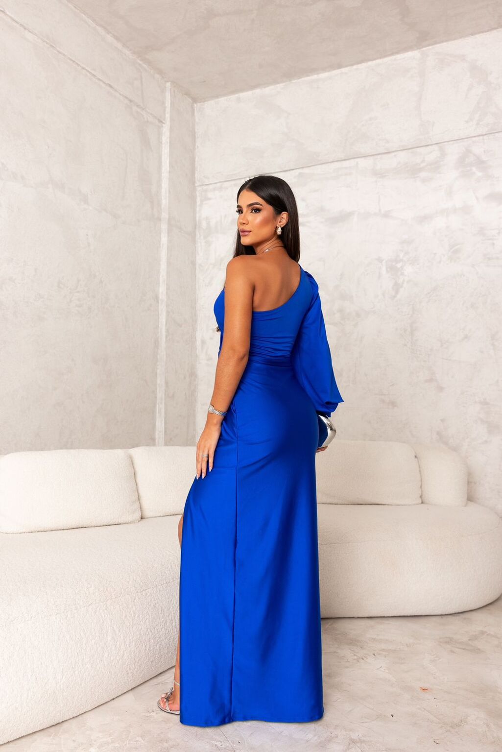 Rochia Glamour cu Eleganță Atemporală