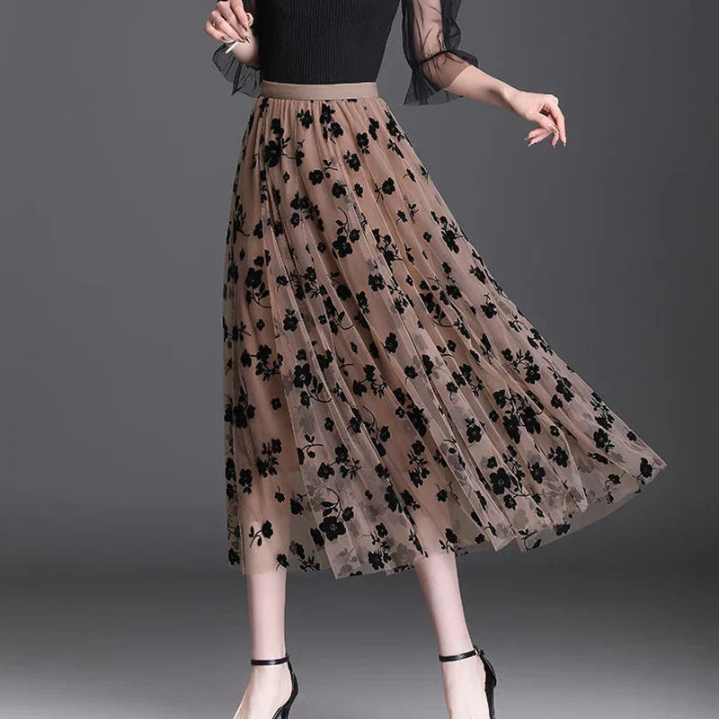 Odette | Fustă midi elegantă din tul cu flori delicate