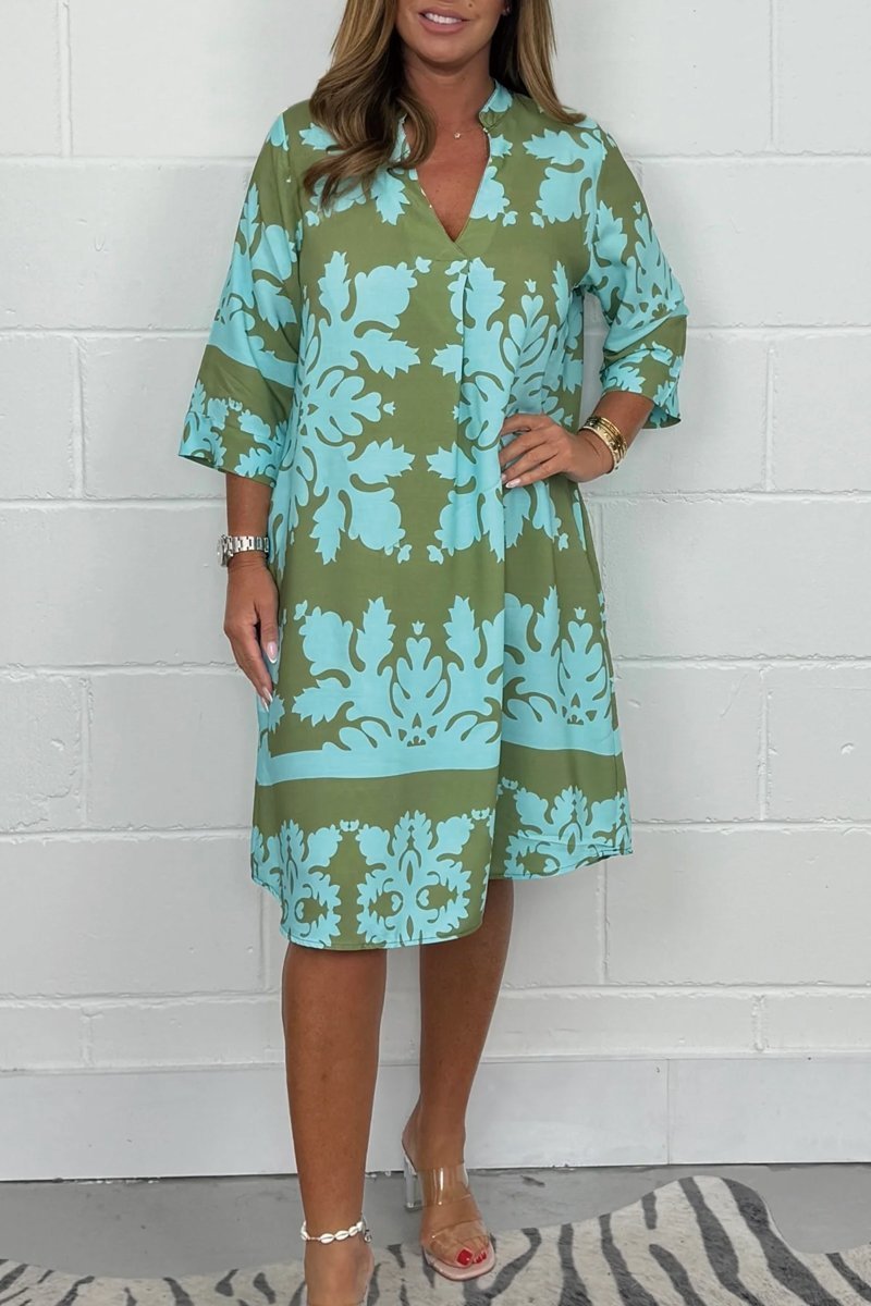 Kenzie - Rochie Boho Retro cu Decupaj în Formă de V și Mâneci Scurte