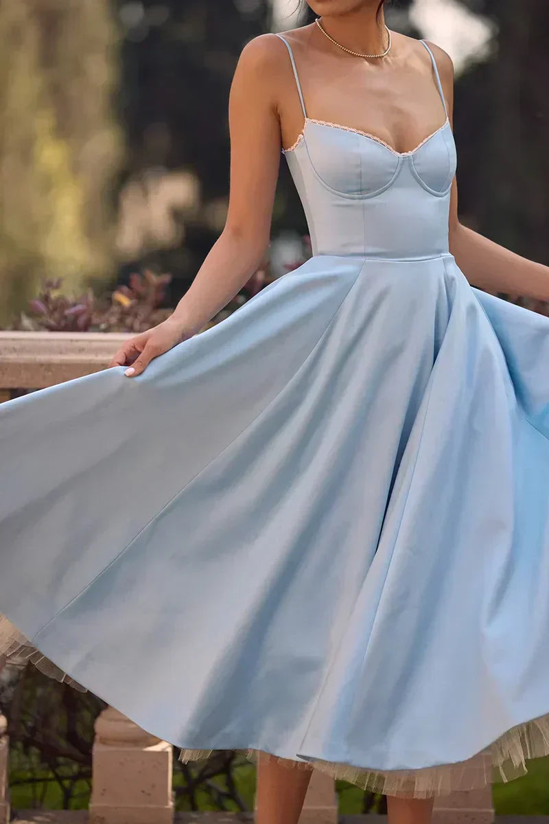 Minerva - Rochie de prințesă de lux cu bretele subțiri